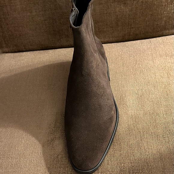 BRUNO MAGLI brown suede boots size 10M. Never Worn. - Picture 5 of 7